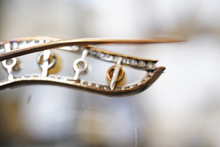A diamond brooch, circa 1920